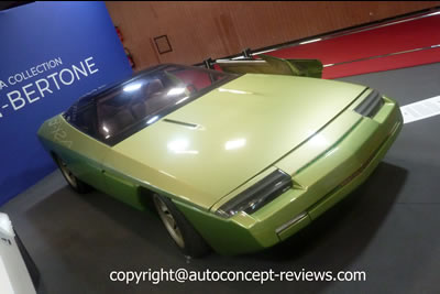 1984 Chevrolet Corvette Ramarro by Bertone